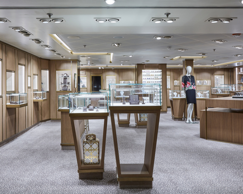 Silversea - Silver Muse - Boutique Entertainment 1.jpg