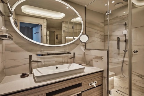 Classic Veranda Suite