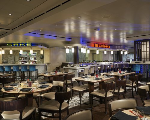 NCL Norwegian Star Ginza.jpeg