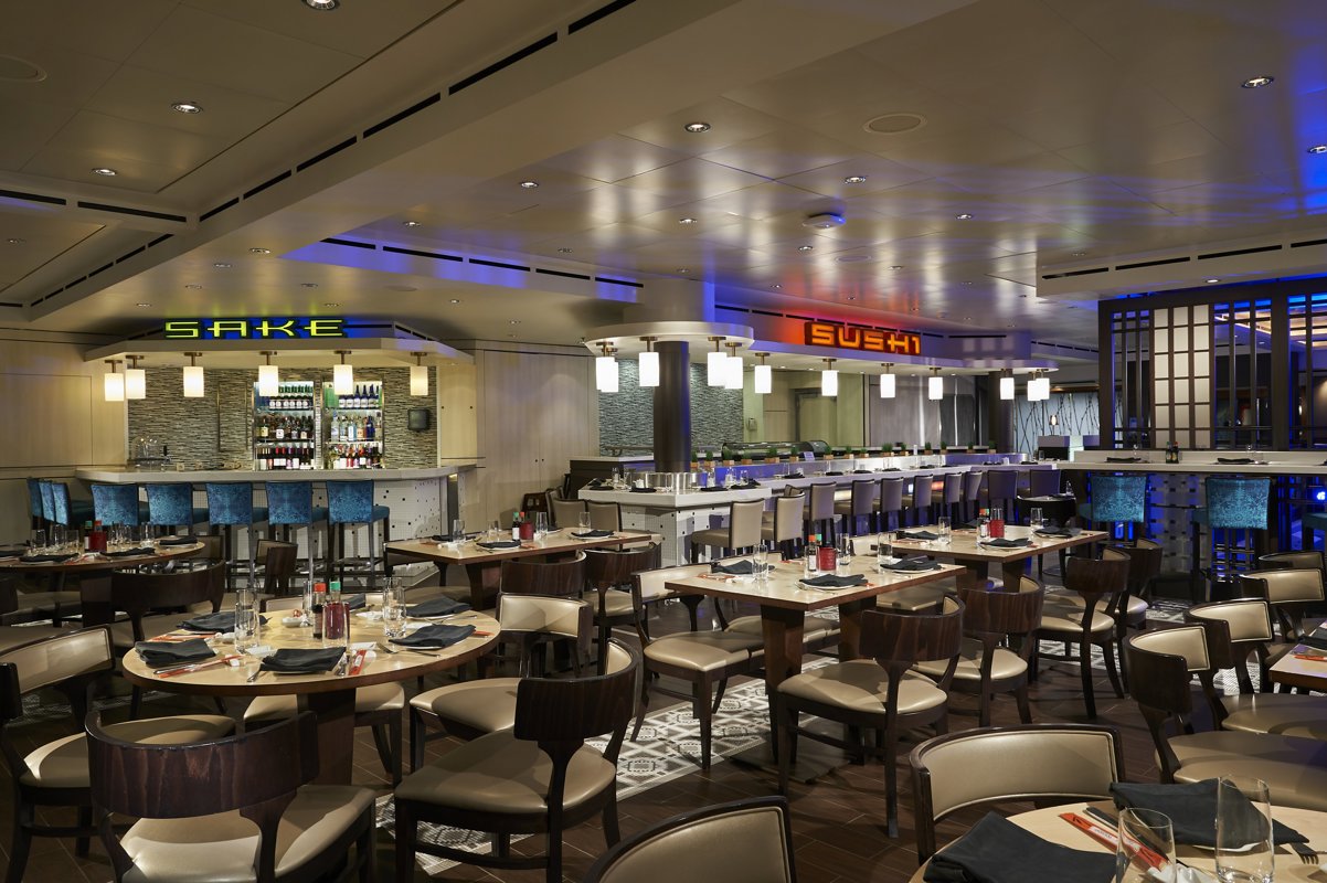 NCL Norwegian Star Ginza.jpeg