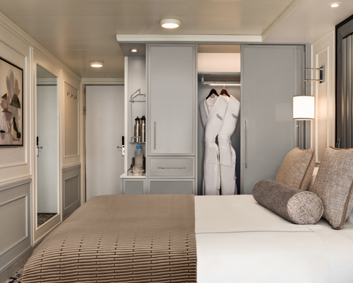 OC O Deluxe Ocean View Stateroom Closet 2024 06 12 11 13 11