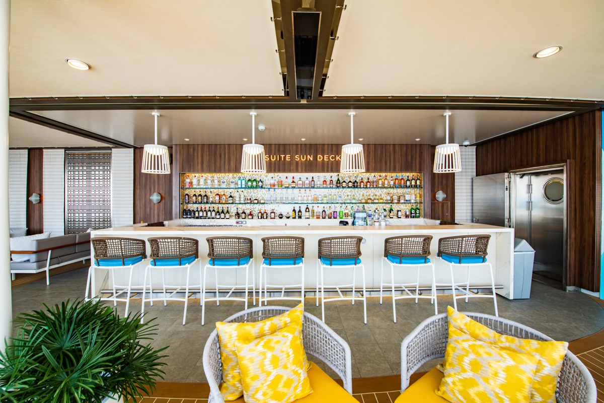 RCI Wonder of the Seas Suite Sun Deck 0.JPG