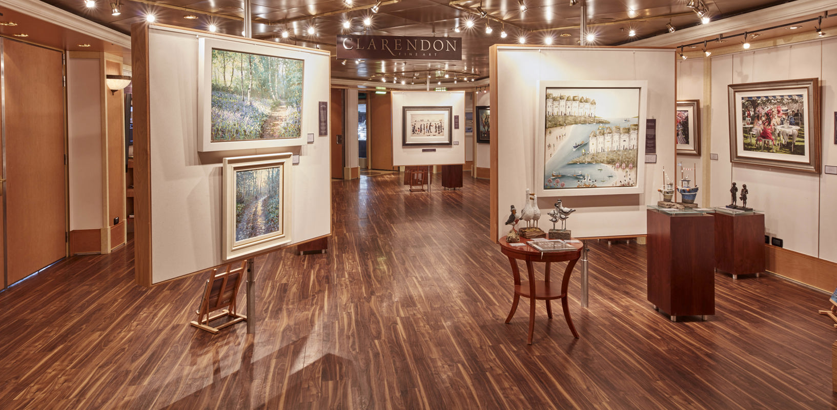 Cunard - Queen Elizabeth - Art Gallery 1.jpg
