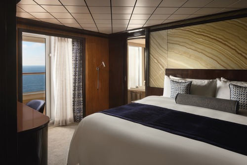 Deluxe Owner's Suite with Large Balcony