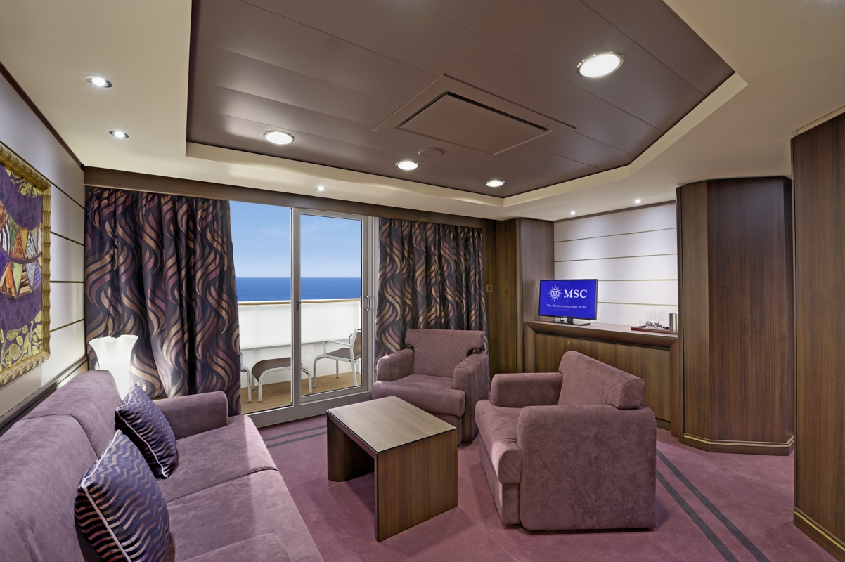 MSC Cruises MSC Preziosa Suite Aurea 1.jpg