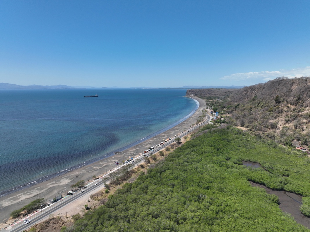 Shutterstock 2234142381 Puerto Caldera Costa Rica