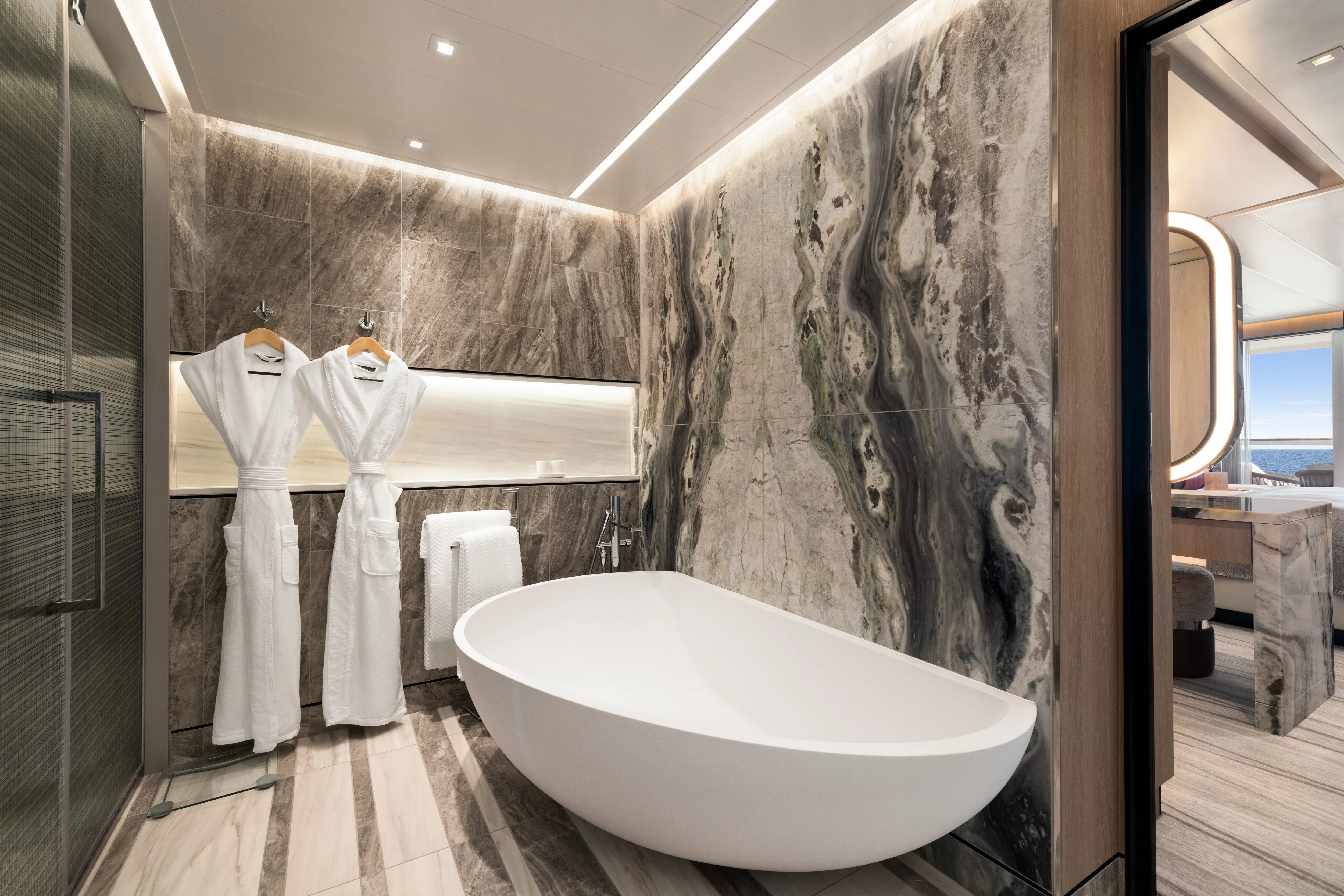 Oceania Suite