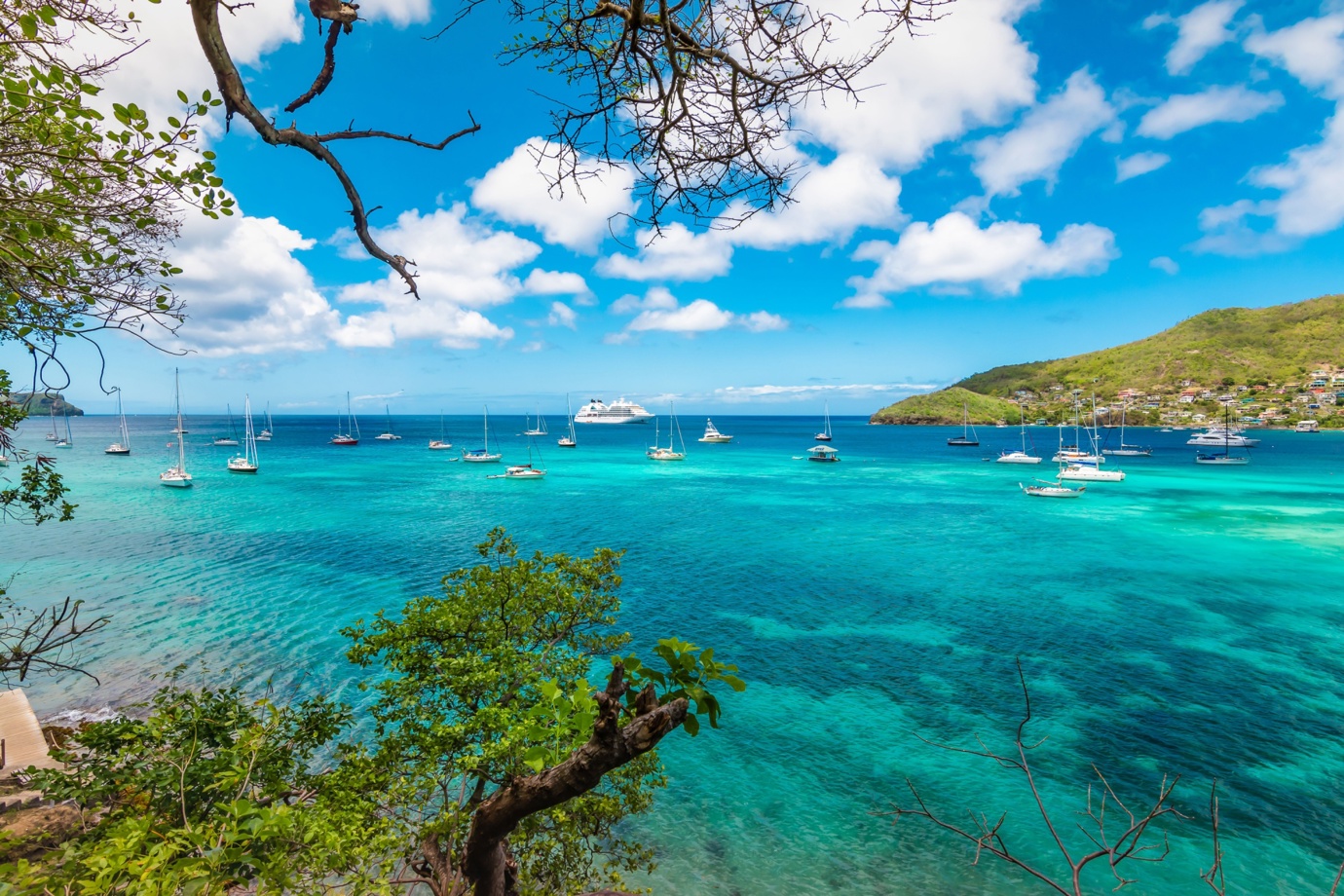 Admiralty Bay, Bequia