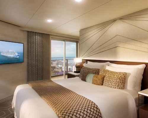 Princess Cruises - Discovery Princess - Sky Suite Main bedroom.png