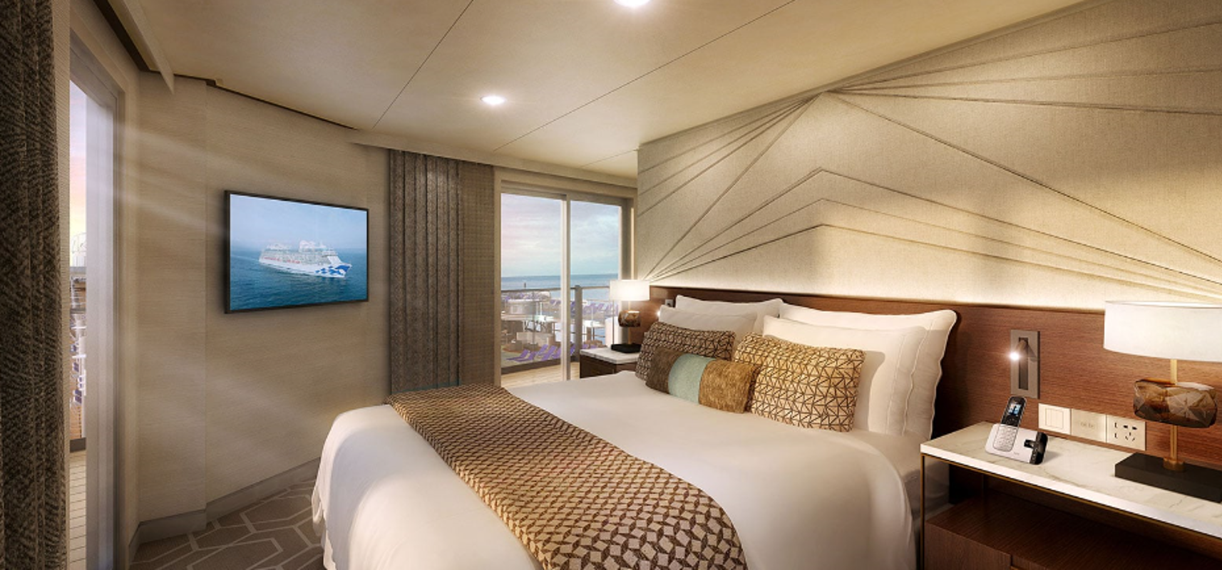 Princess Cruises - Discovery Princess - Sky Suite Main bedroom.png