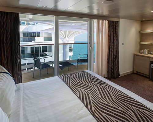MSC Cruises MSC World America Deluxe Suite Aurea with Promenade.png