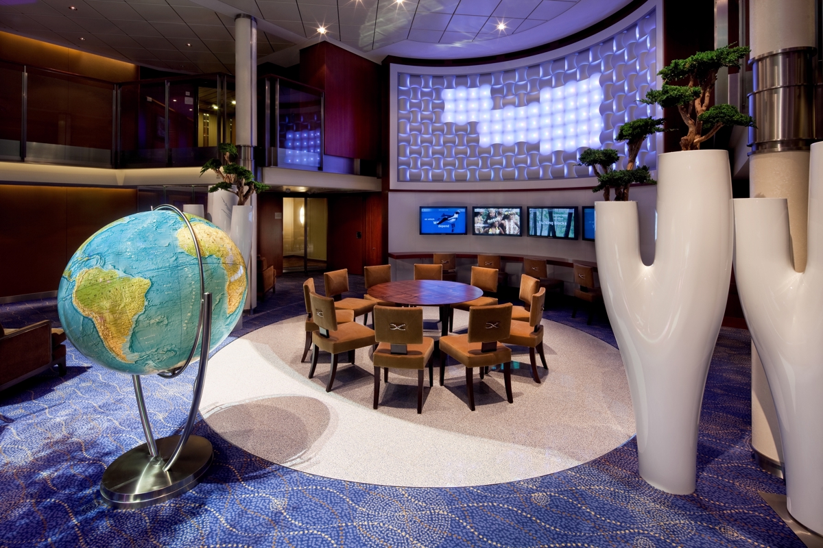 celebrity cruises celebrity eclipse team earth.jpg