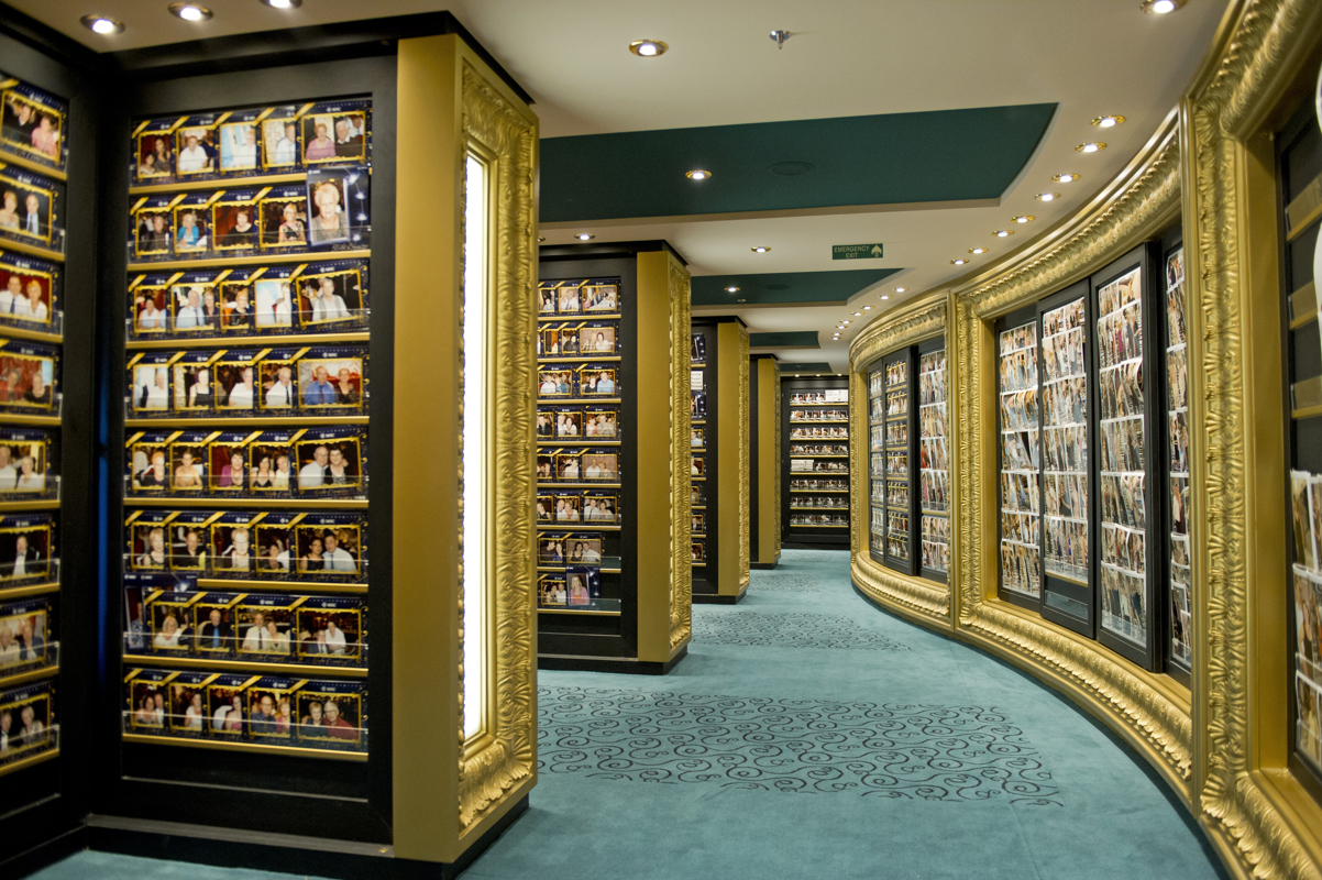 MSC Fantasia Class photo gallery.jpg