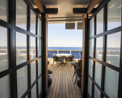 Regent Seven Seas SPLENDOR La Veranda 1.jpg