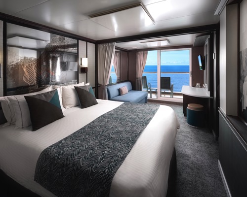 NCL Norwegian Jewel Aft-Facing Club Balcony Suite 1.jpeg