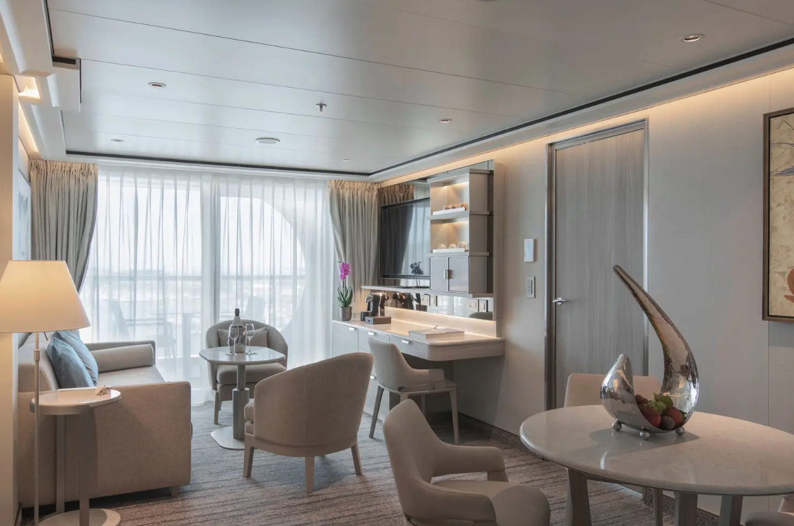 Junior Grand Suite