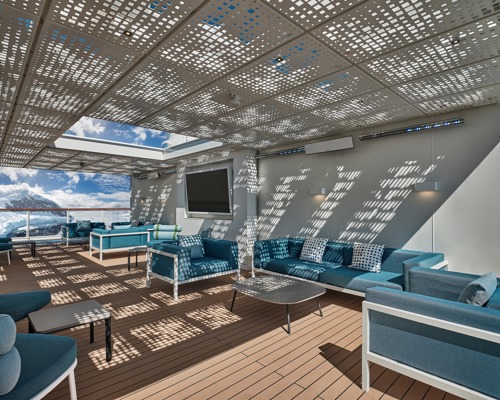 SILVERSEA Silver Endeavour Sun Deck.jpg