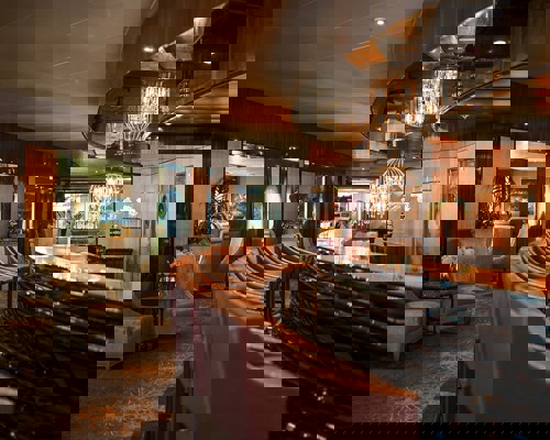 Regent Seven Seas Cruises - Seven Seas Mariner - Mariner Lounge.jpg