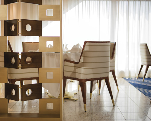 Regent Seven Seas EXPLORER La Veranda 0.jpg