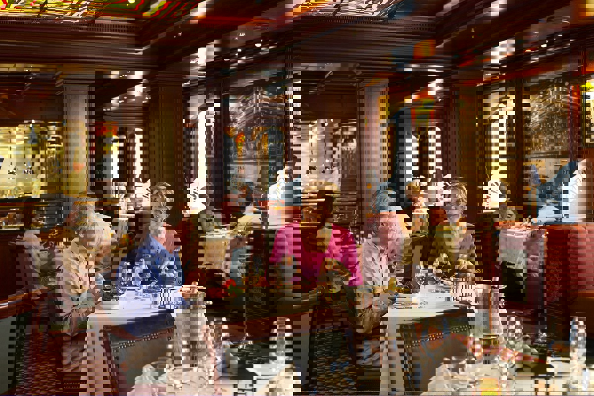 Princess Cruises Royal Class Interior crown grill**.jpg