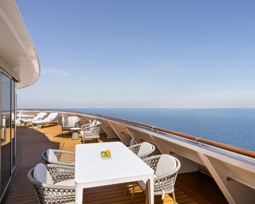 Oceania Cruises A-Class Vista Suite 8.jpg