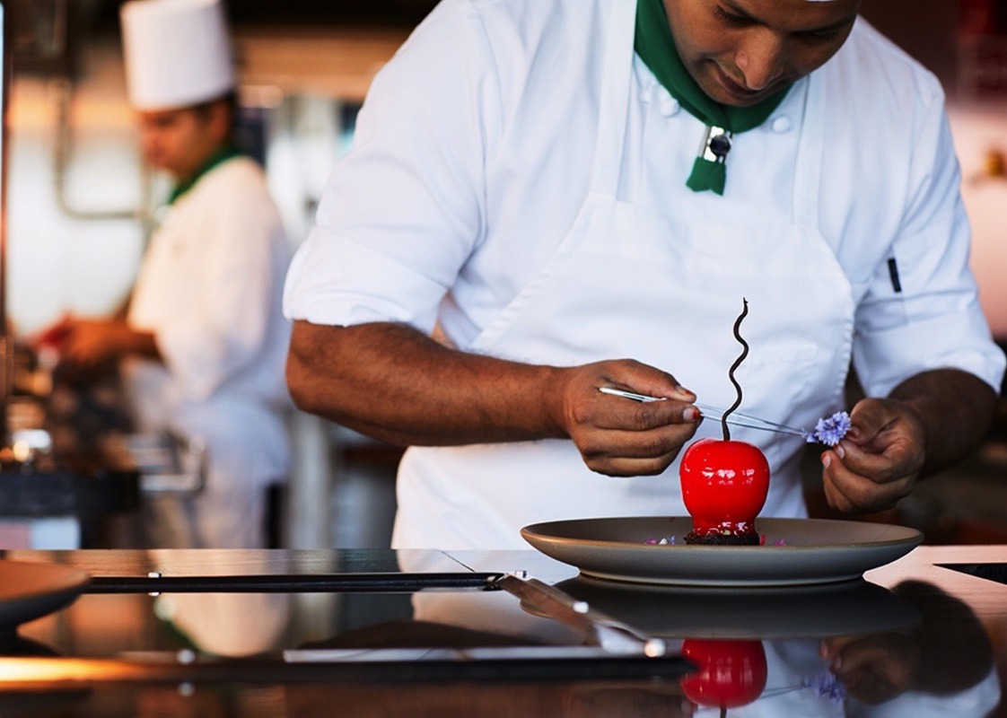 Celebrity Cruises Eden Restaurant 5.jpg