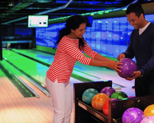 NCL Norwegian Epic O'Sheehan's Bar & Grill 1.jpeg