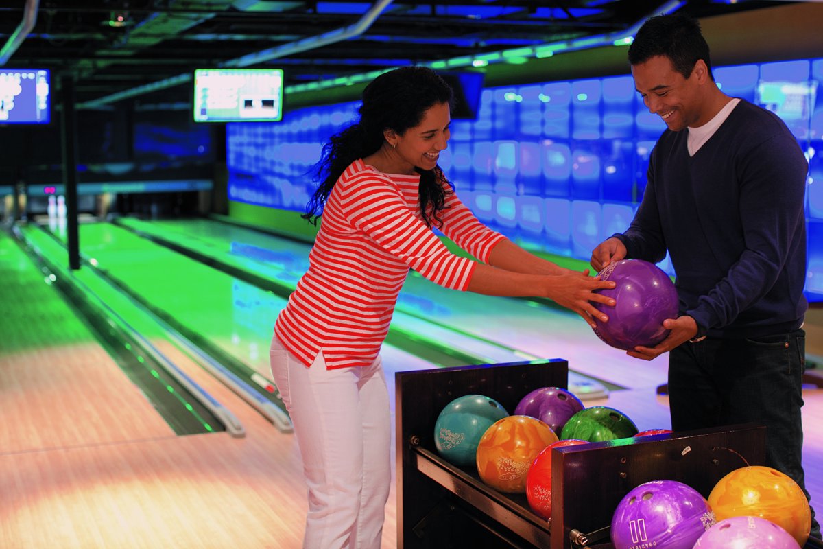 NCL Norwegian Epic O'Sheehan's Bar & Grill 1.jpeg