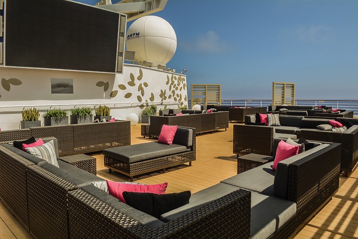 Celebrity Cruises Rooftop Terrace 7.jpg