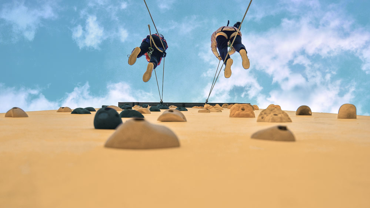 Norwegian Cruise Line Norwegian Aura Rock Climbing Lifestyle ©Norwegian Cruise Line.png