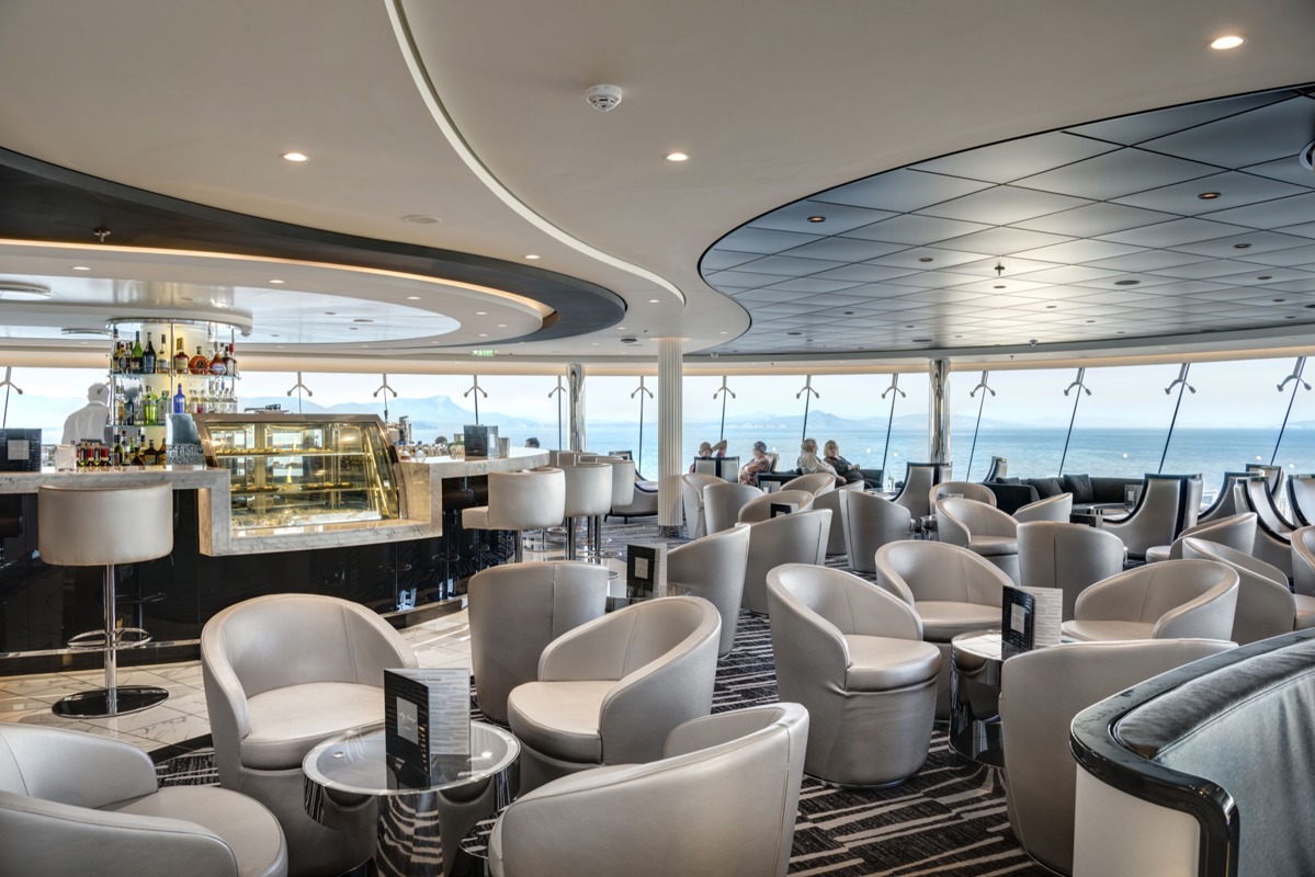 MSC Cruises MSC Meraviglia Sky Lounge 2.jpg