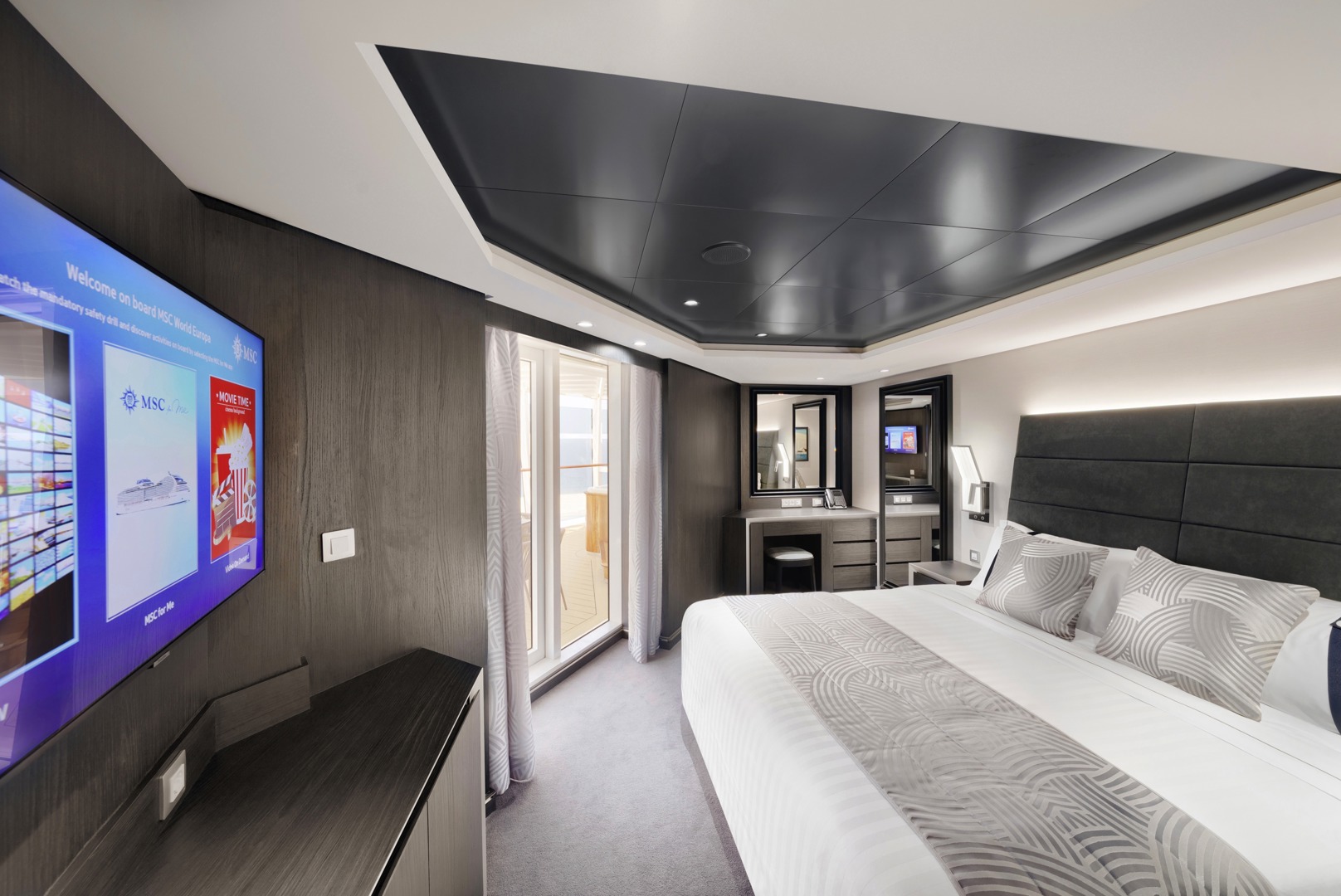 MSC Yacht Club Royal Suite with Whirlpool Bath