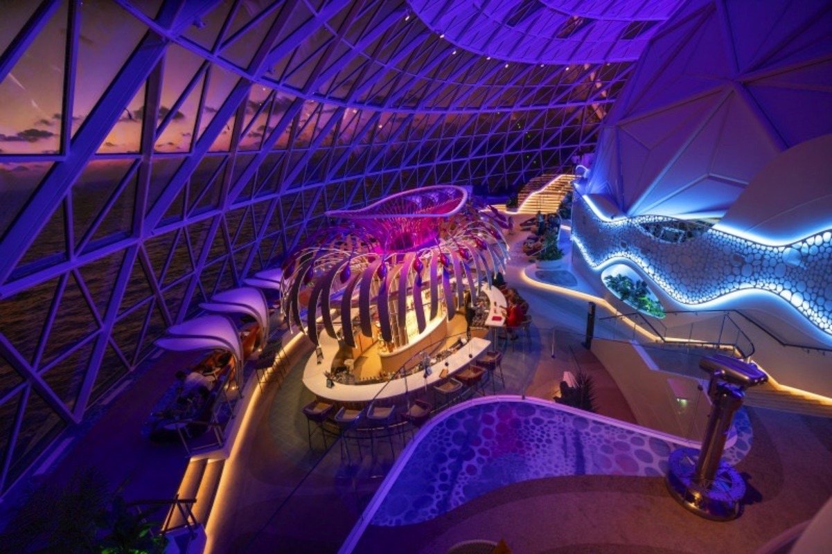 Rci Icon Of The Seas Overlook Bar Provided By Operator   A.Hendel.Jpg