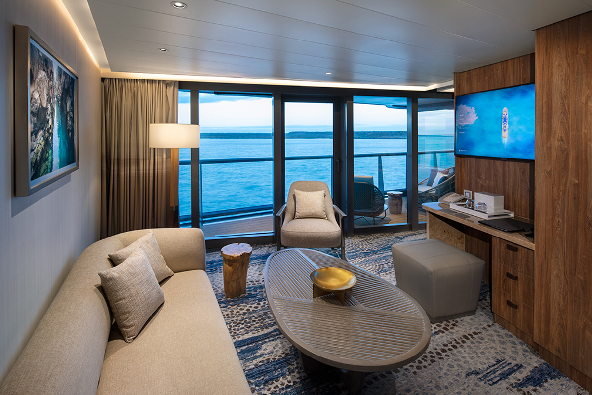 Celebrity Cruises Celebrity Flora Royal Suite _2_.jpg