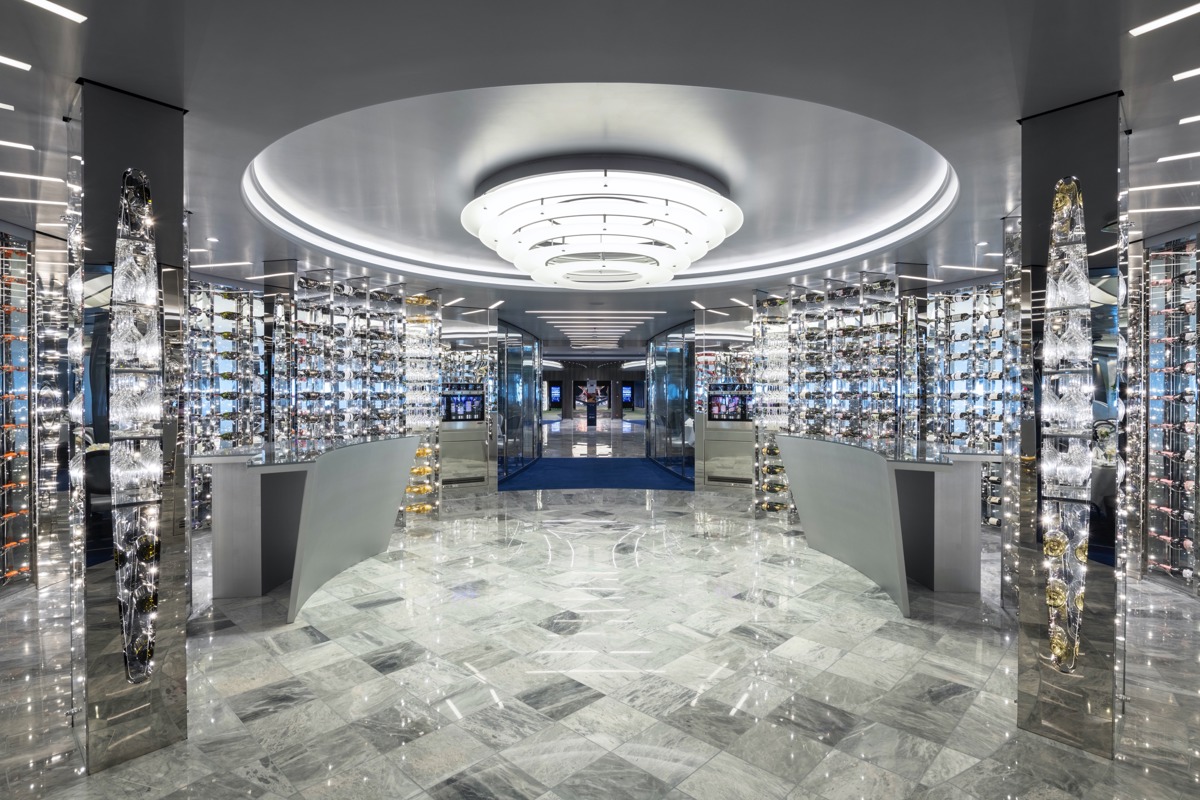 MSC Cruises MSC Grandiosa MSC Cruises La Perla Grigia 1.jpg