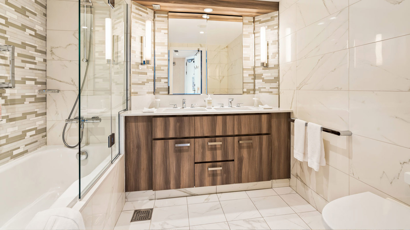 RCI Wonder of the Seas Grand Suite 1 Bedroom 4.jpeg