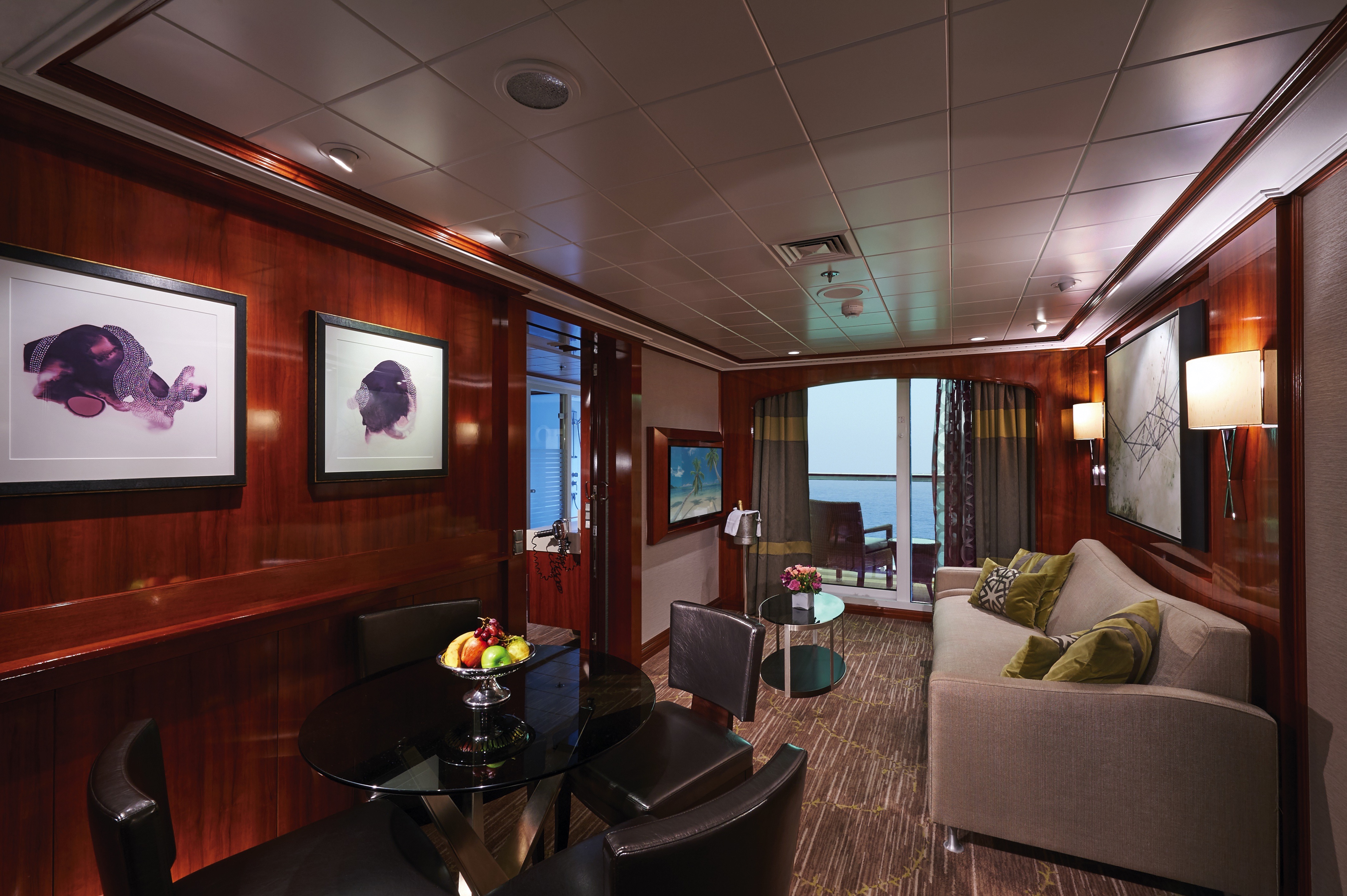 The Haven Courtyard Penthouse with Balcony