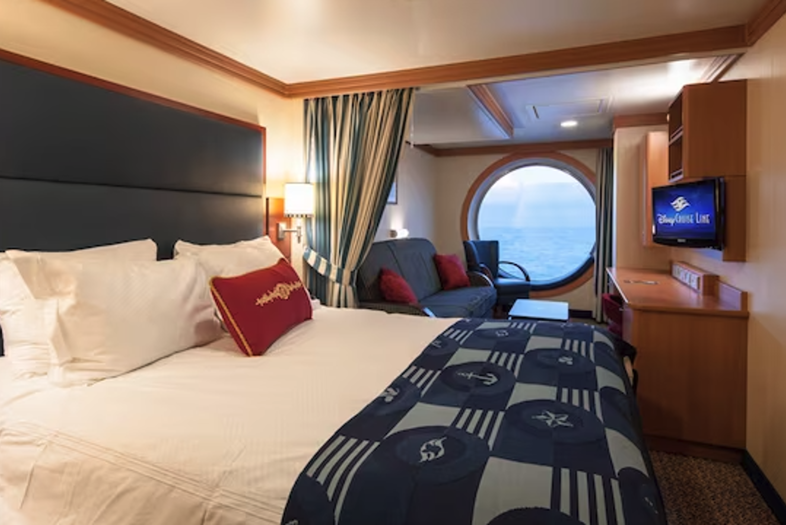 Deluxe Family Oceanview Stateroom