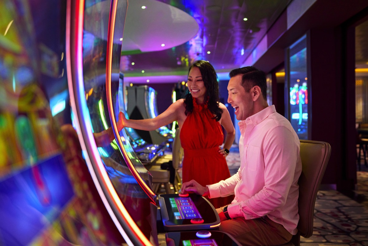 Rci Icon Of The Seas Casino Royal   N.Morley.Jpg