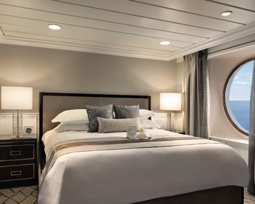 Oceania Cruises R-Class Vista Suite 6.jpg
