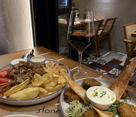 Greek salad and chicken gyros 