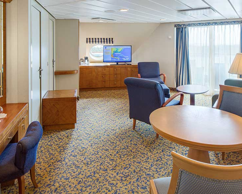 RCI Serenade of the Seas Owner's Suite 2 Bedroom 1.png