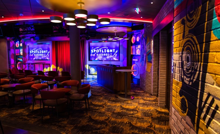 Spotlight℠ Karaoke