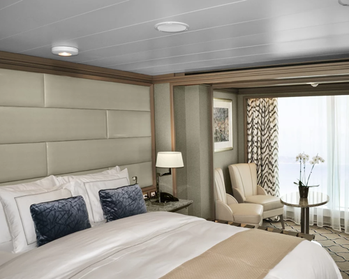 Silversea Cruises - Silver Moon - Panorama Suite.png