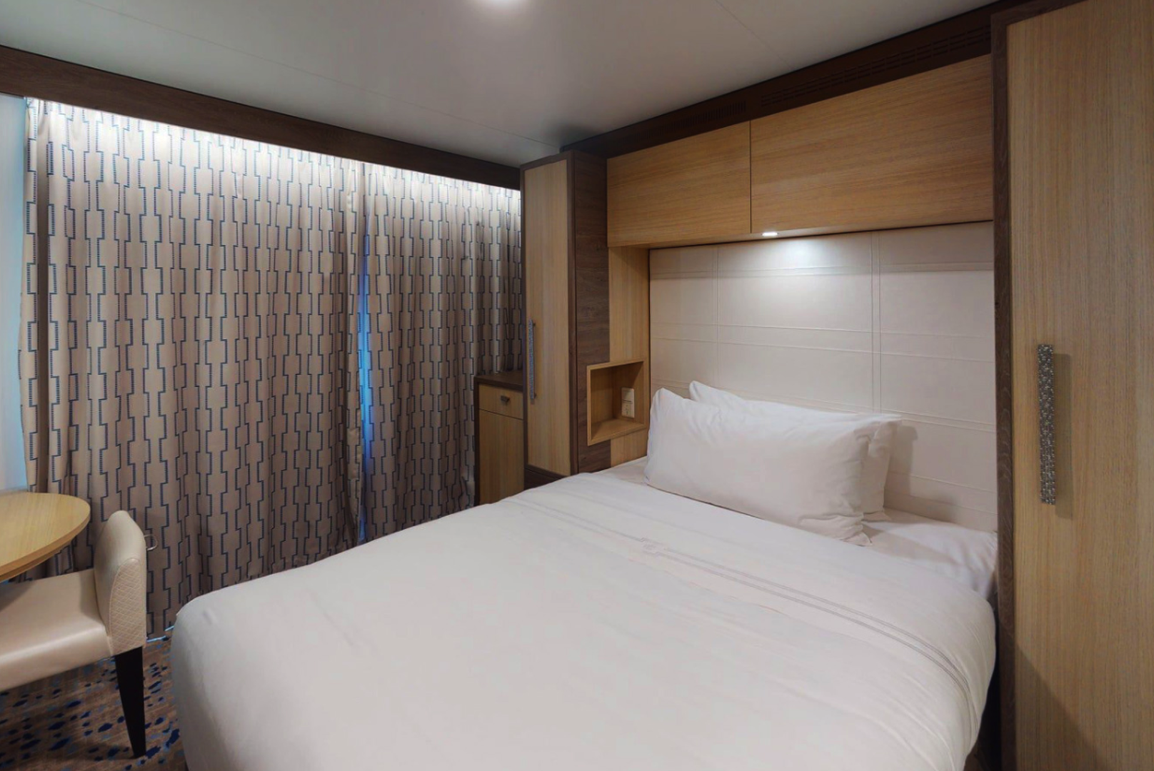 Studio Ocean View Balcony