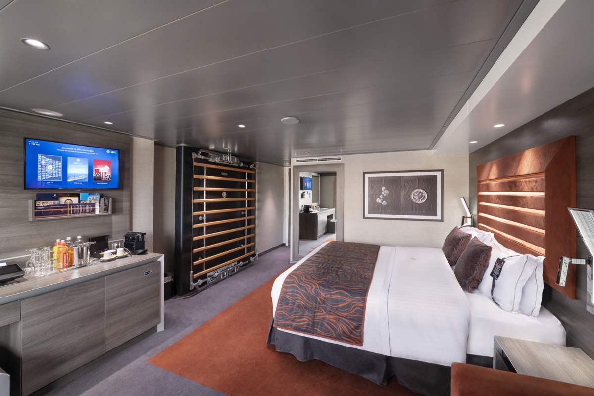 MSC Cruises MSC Meraviglia YC Deluxe Suite 2.jpg