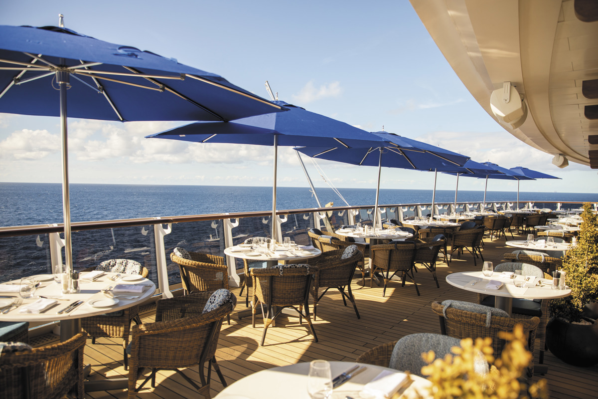 Regent Seven Seas SPLENDOR La Veranda 6.jpg