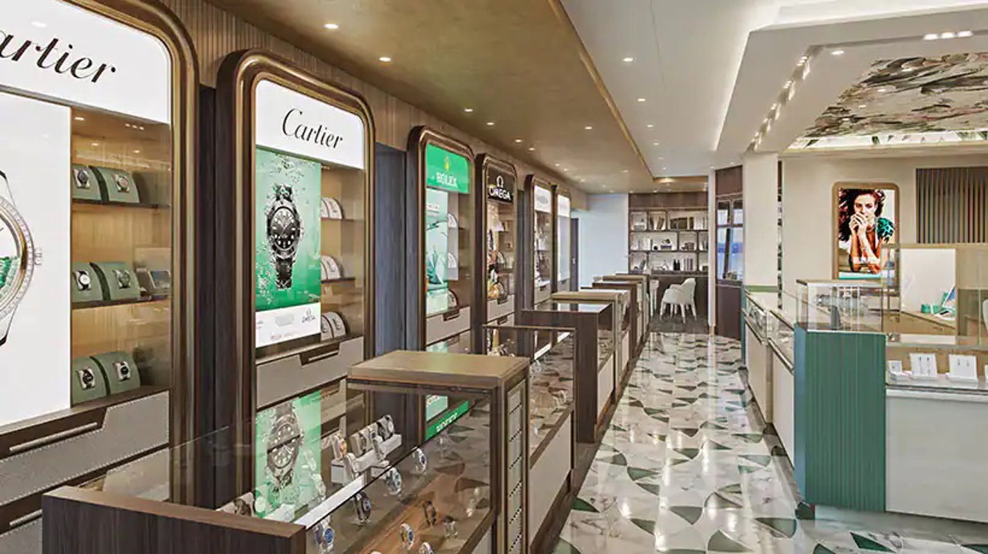 NCL Norwegian Prima Onboard Shopping 2.jpg