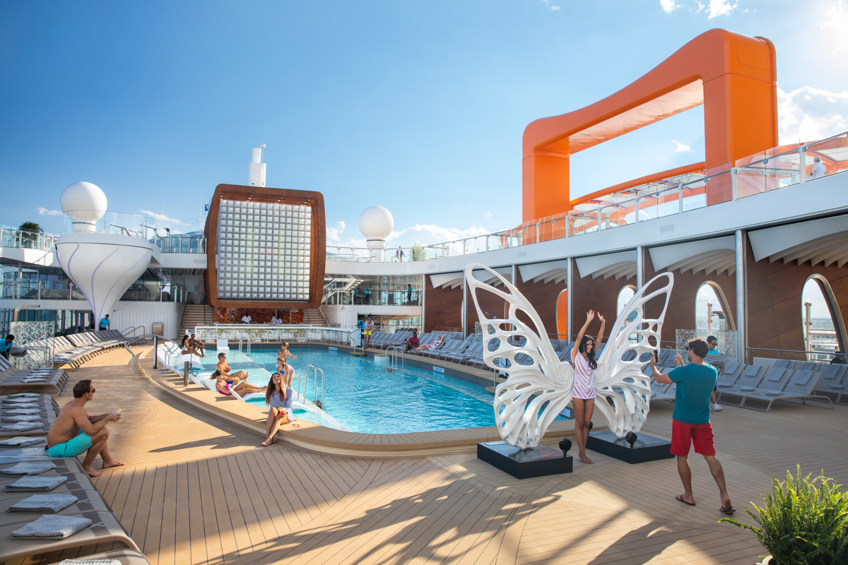 CEL Edge Resort Deck 1