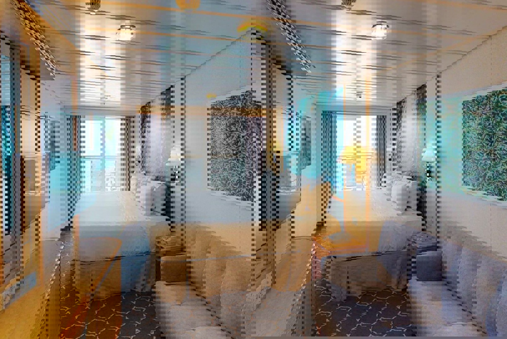 Spacious Sunset Ocean View Balcony